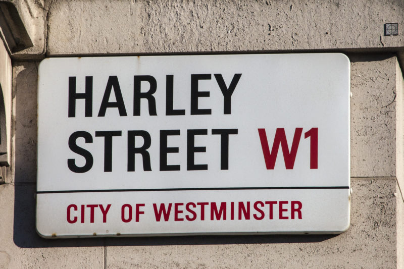 Харли стрит Лондон.
